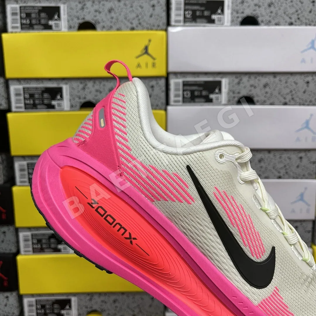 나이키 줌 보메로 18 IB7315-100 201101 Nike Zoom Vomero 18 상세 이미지 6