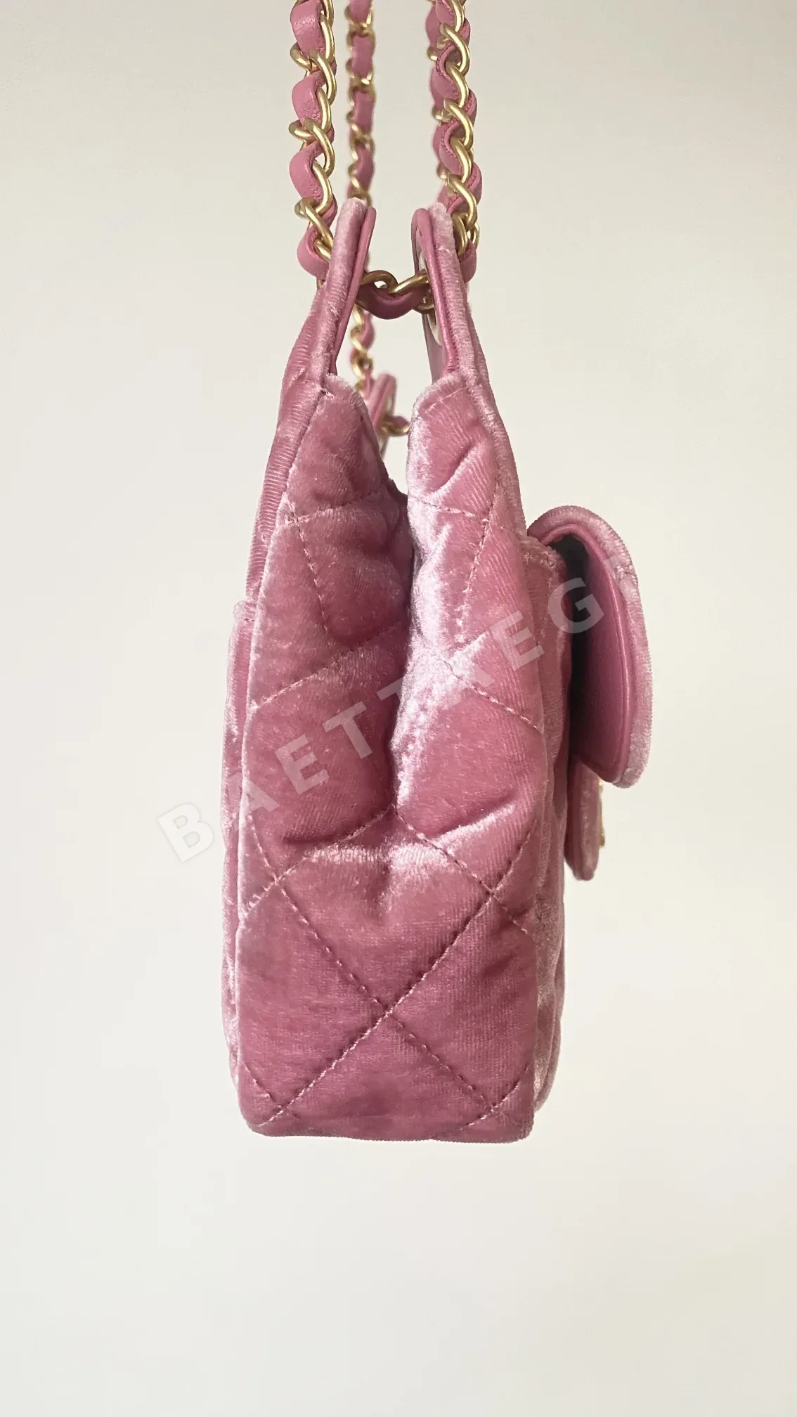 샤넬 빈티지 금화 장식 로즈 핑크 벨벳 호보 가방 상세 이미지 4