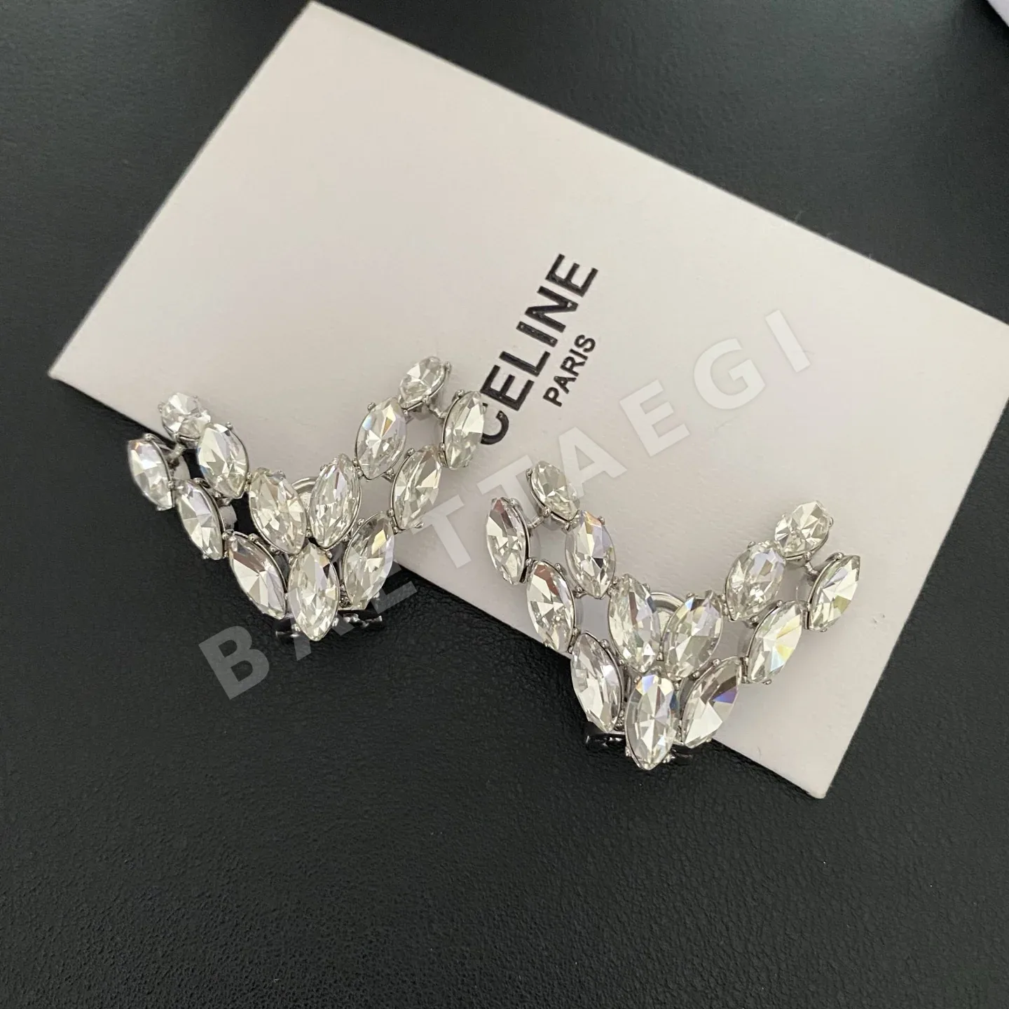발렌티노 크리스탈 이어클립 귀걸이 상세 이미지 5