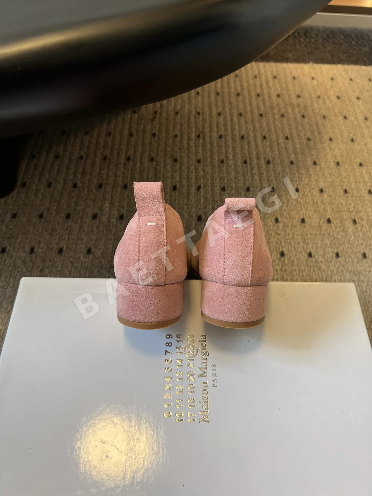 마르지엘라 스플릿 토 발레 플랫 9107 상세 이미지 9