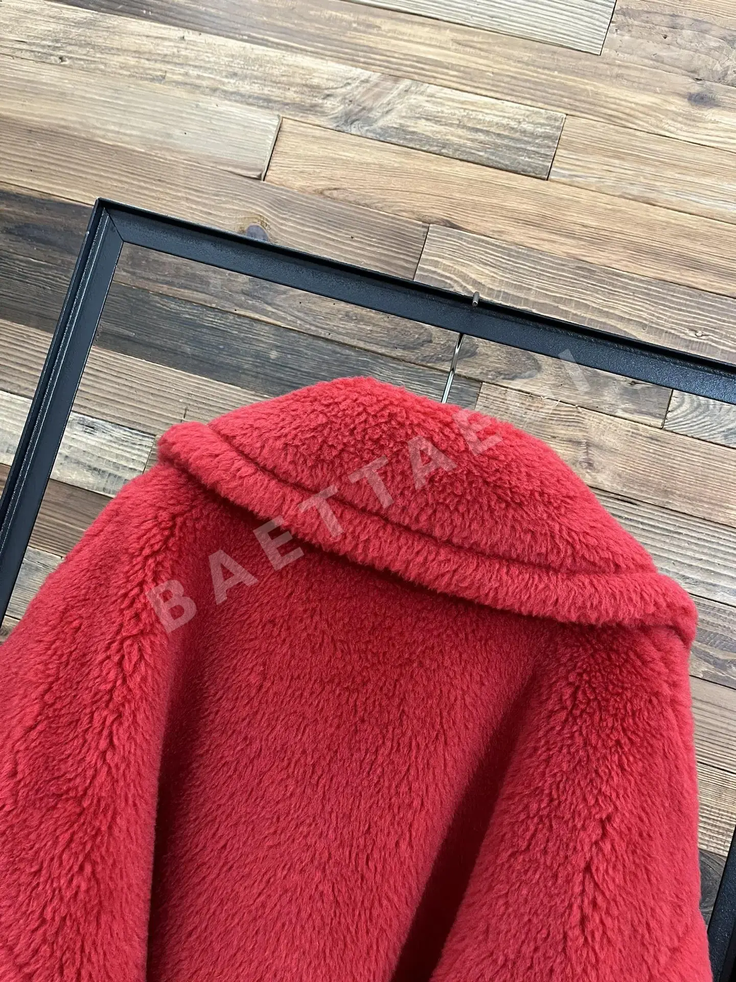 막스마라(Max Mara)의 테디베어 케이프/숏 코트 상세 이미지 5