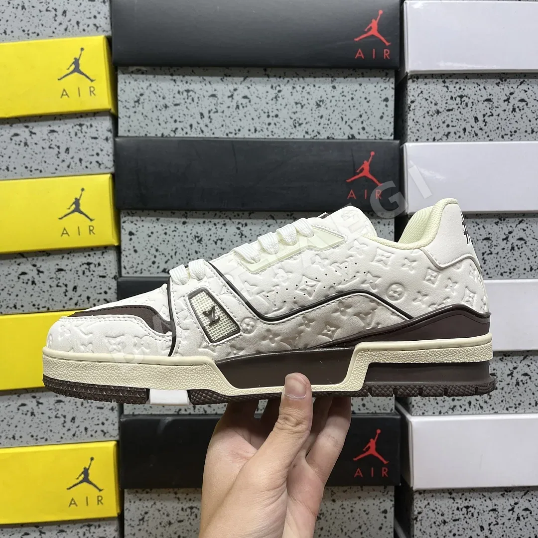 루이비통 [D1] V2 16 화이트 205866 Louis Vuitton V2-16 상세 이미지 5