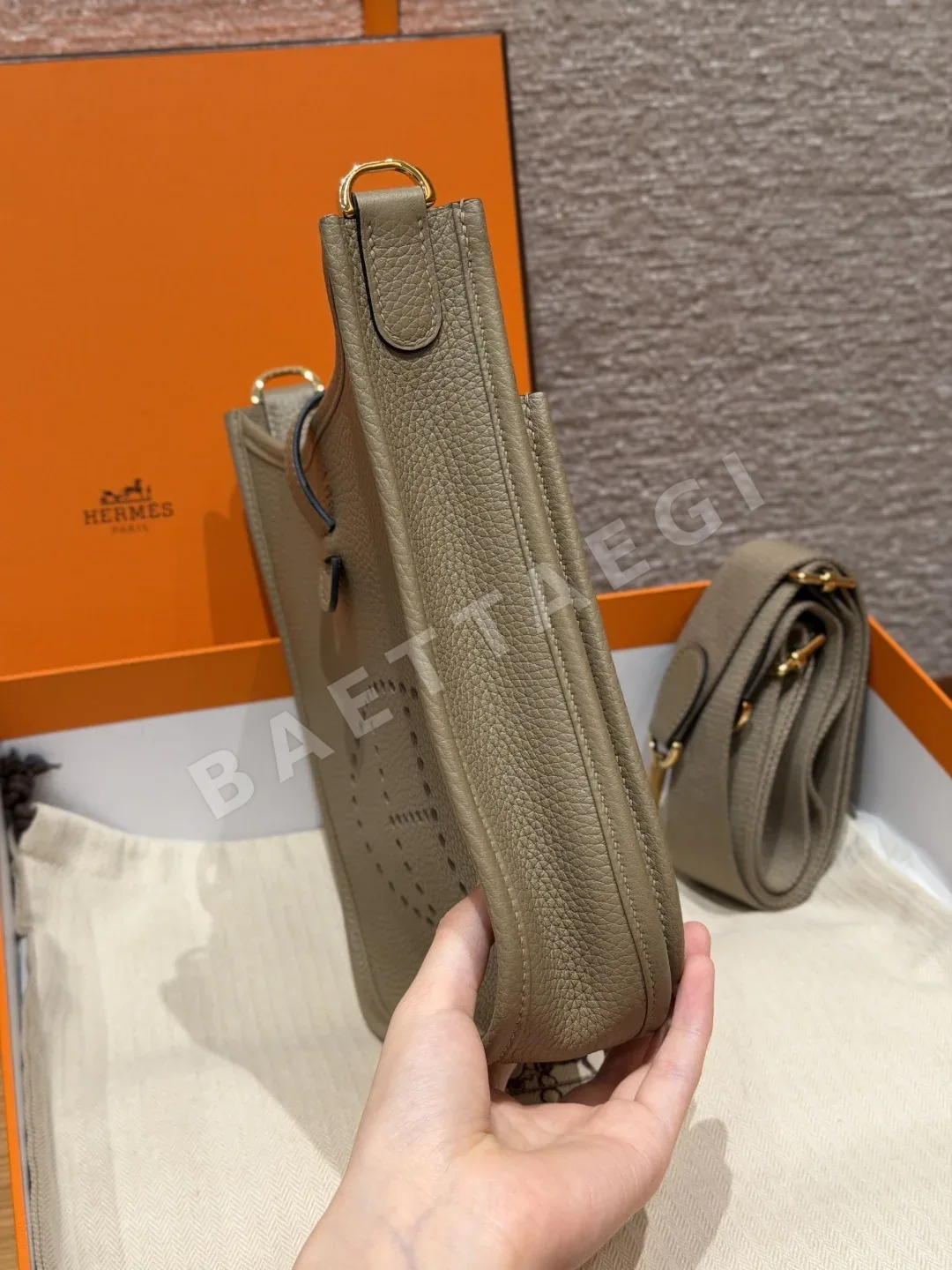 에르메스 에블린 스몰 숄더백 23 cm 상세 이미지 3
