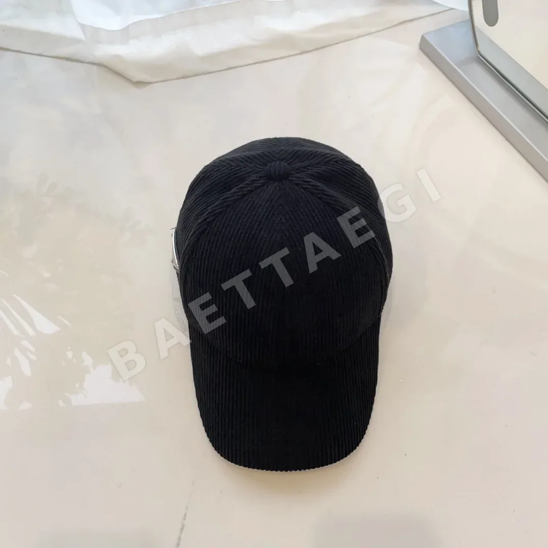 프라다 코듀로이 야구모자 상세 이미지 2