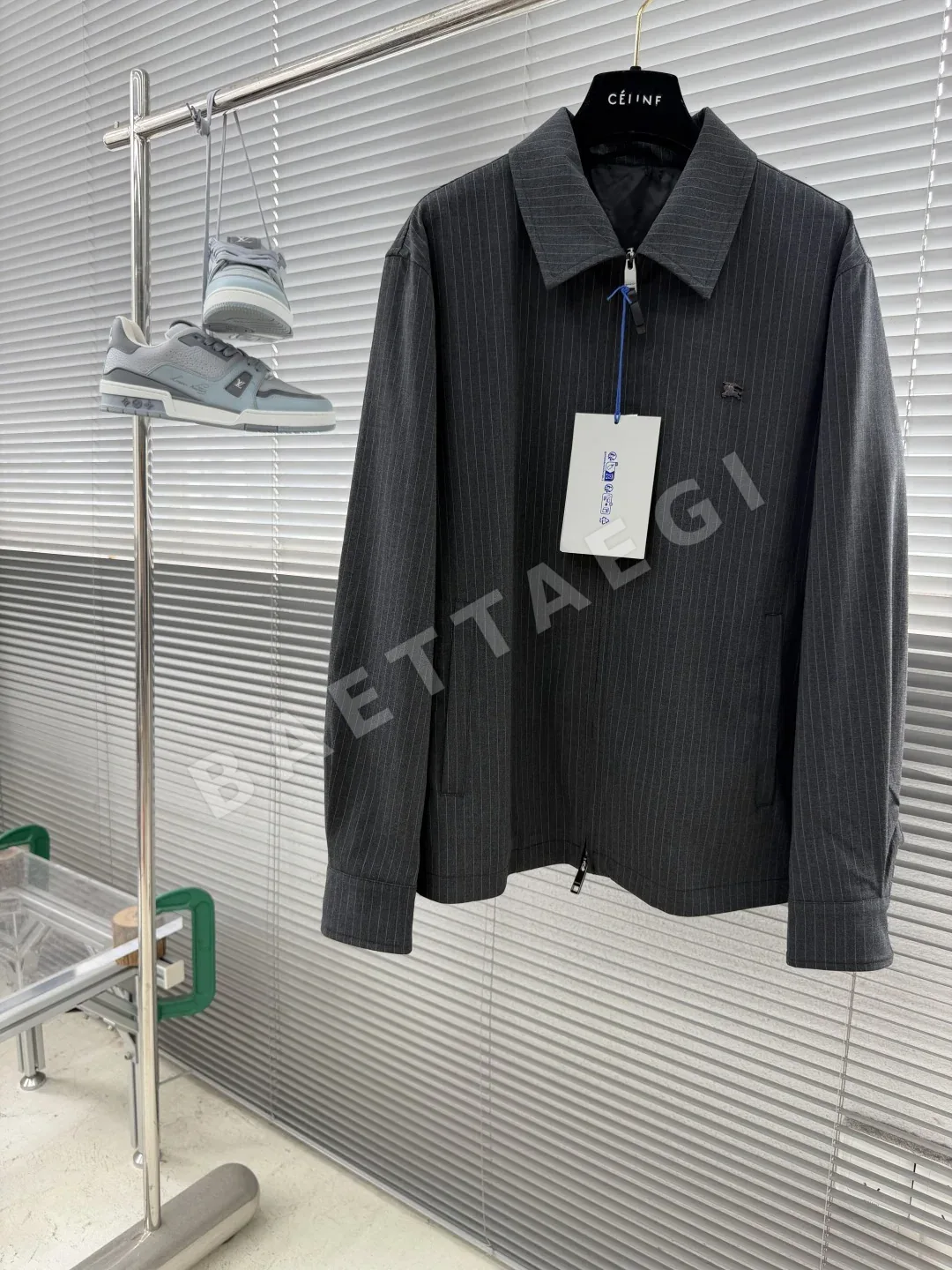 버버리 블룸즈베리 핀스트라이프 울 자켓 156001