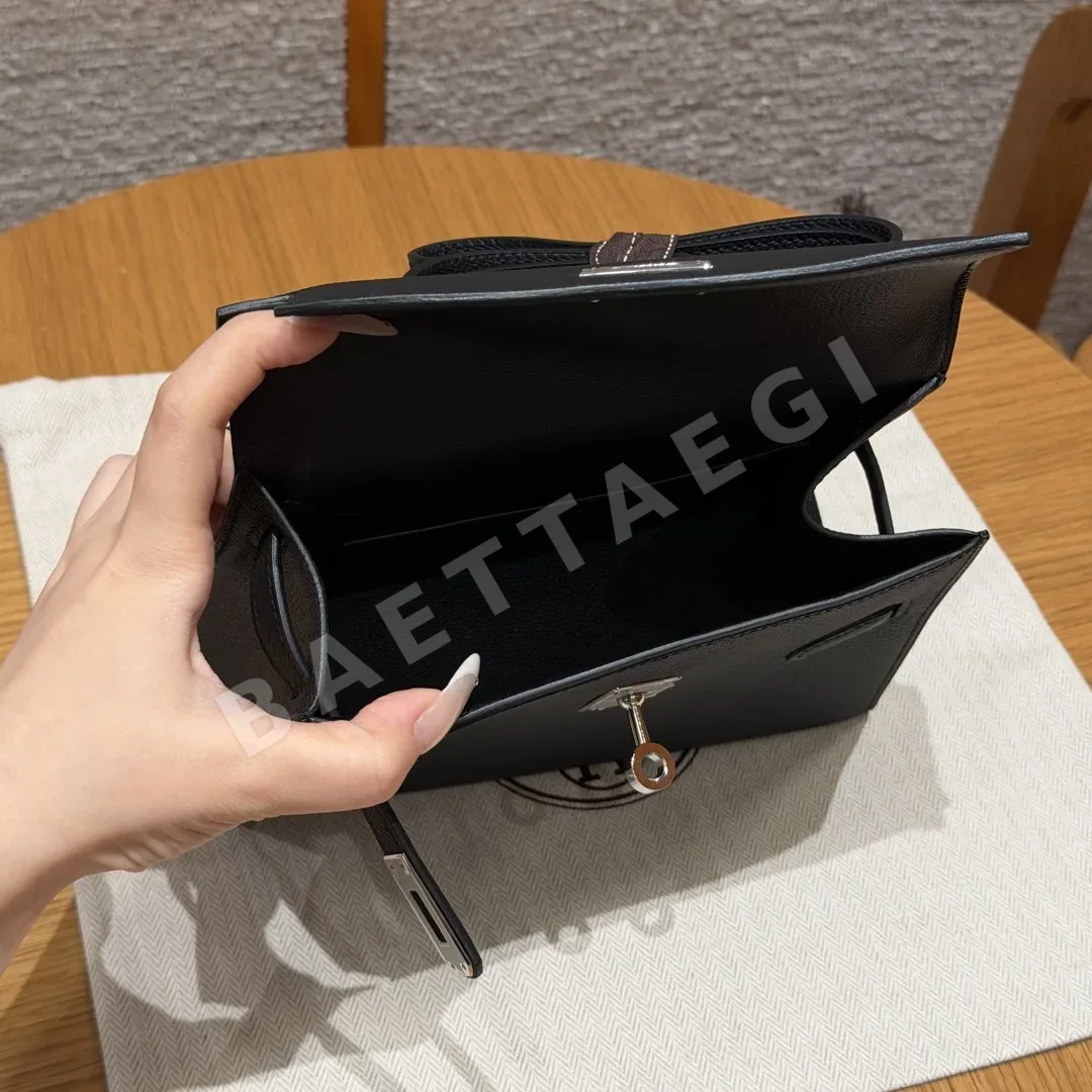 에르메스 켈리 블랙 엡솜 가죽 지갑 상세 이미지 6