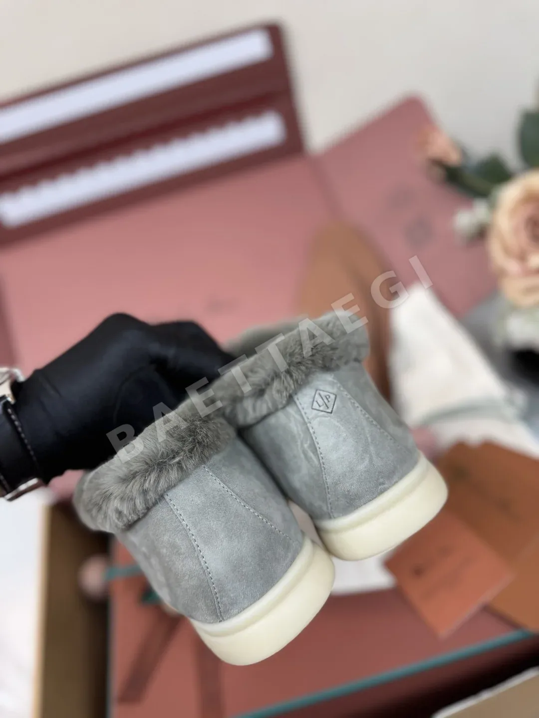 로로피아나 코요테 퍼 하이컷 로퍼 상세 이미지 6