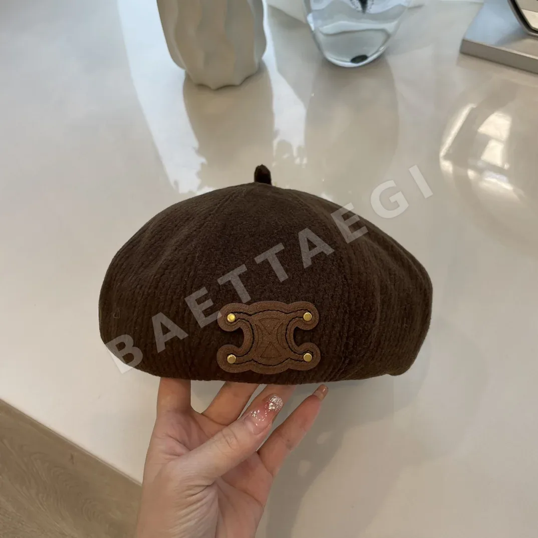 셀린느 울 펌킨 베레모 83574