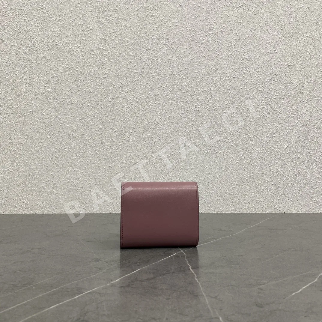 셀린느 로즈핑크 반지갑 상세 이미지 3