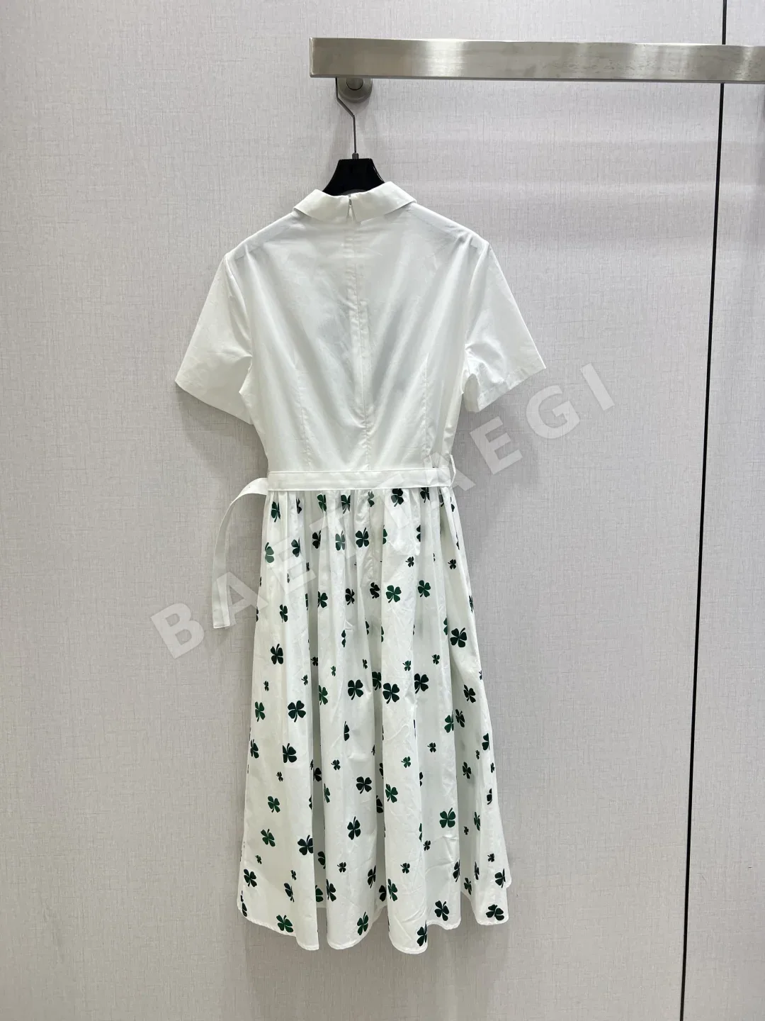 디올 네잎클로버 카라 원피스 상세 이미지 9