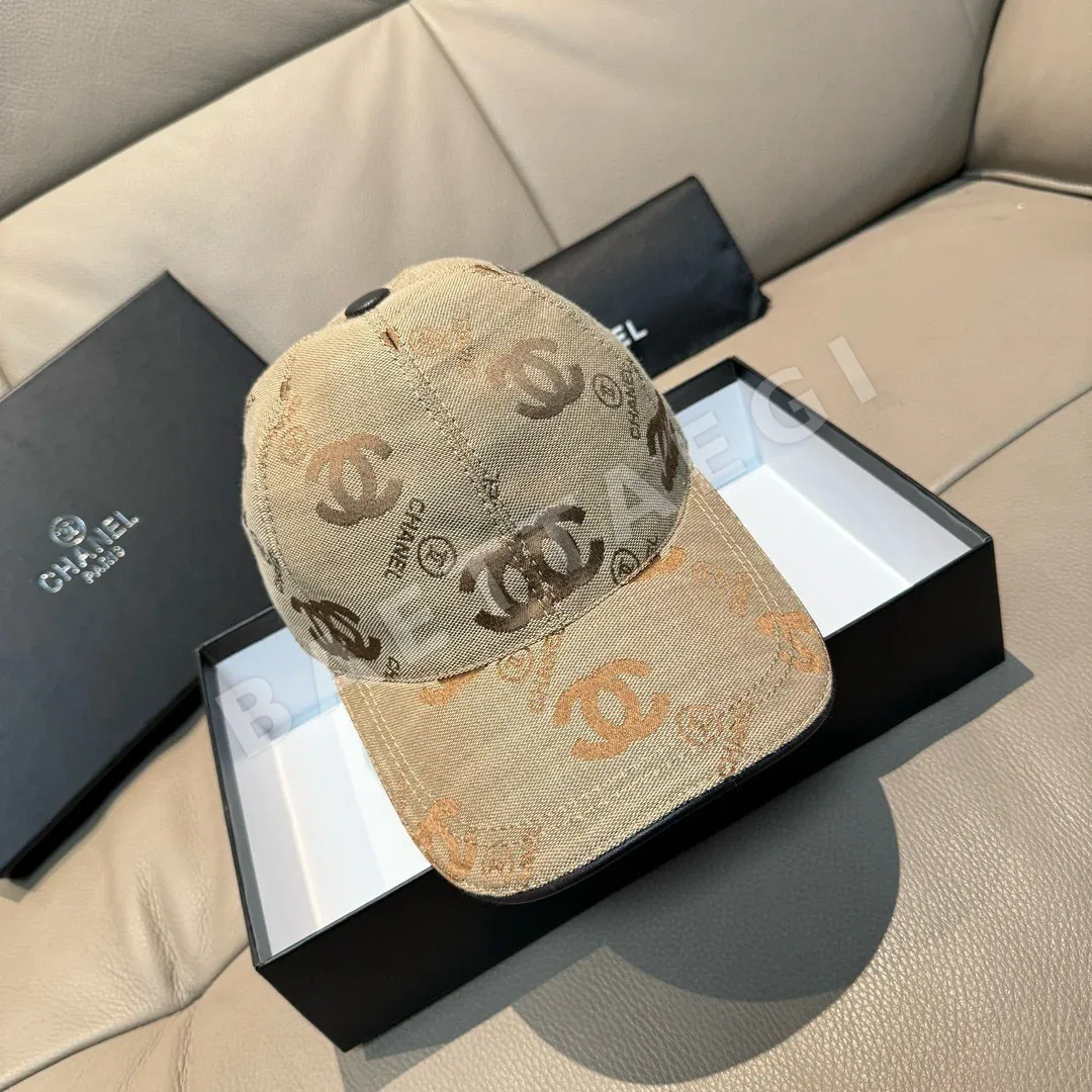 샤넬 더블 C 로고 베이스볼 캡 185633