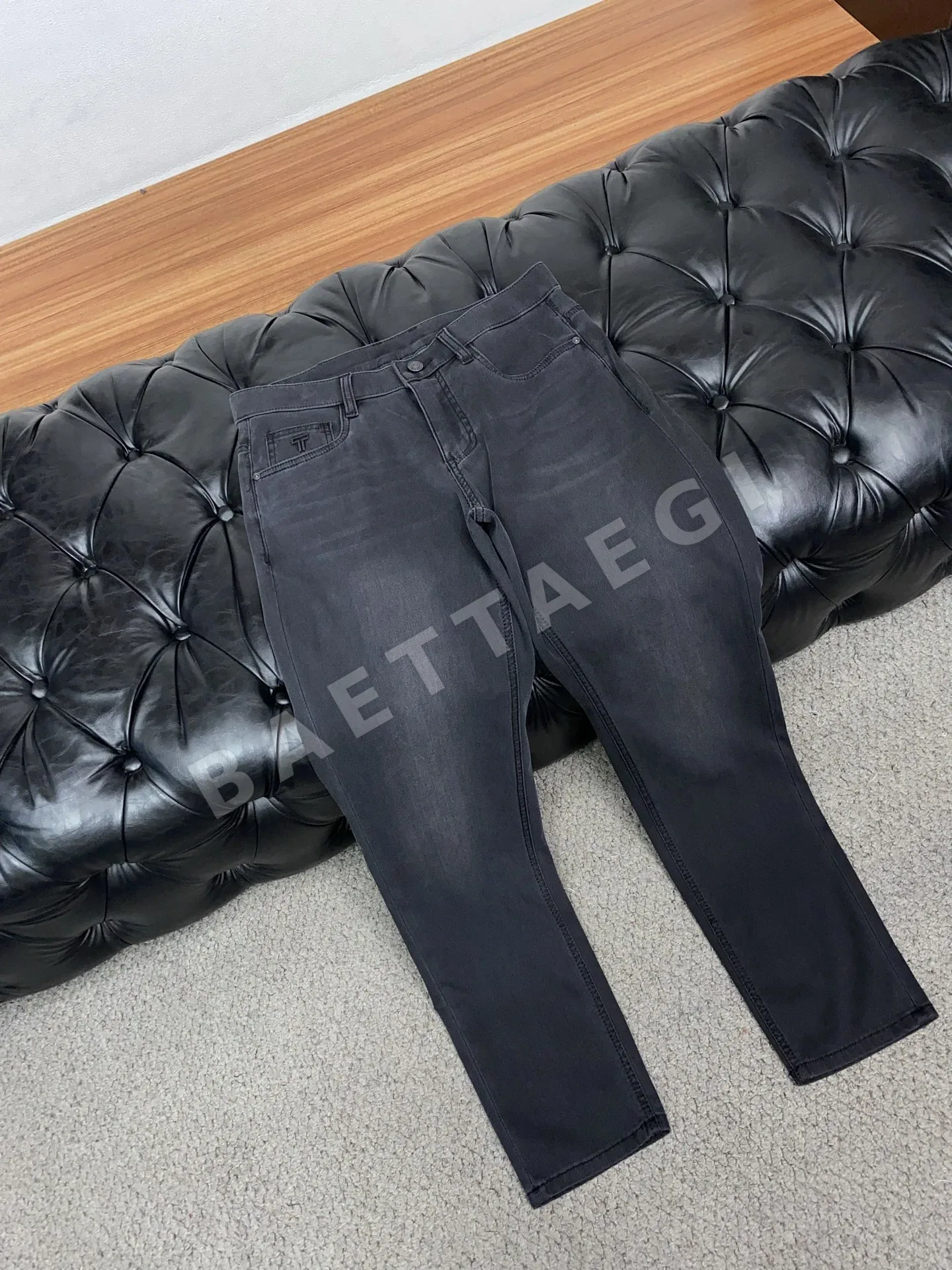 톰포드 남성 데님 청바지 상세 이미지 6