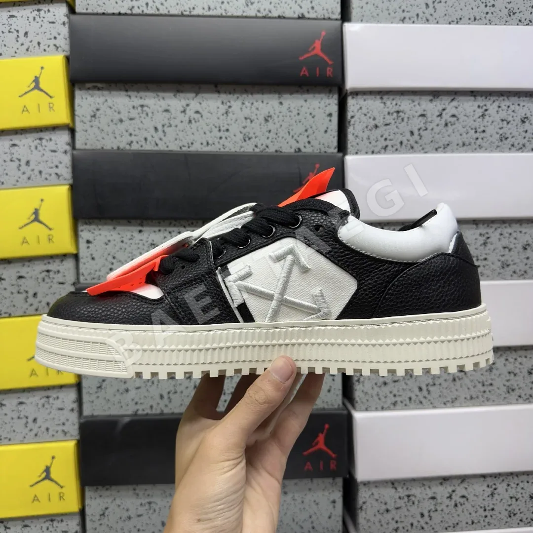 오프화이트 3.0 오프 코트 로우 블랙 화이트 202493 Off White 3.0 Off Court Low 상세 이미지 9