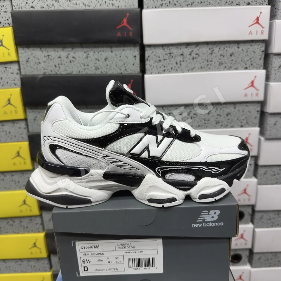 뉴발란스 [C] 9060R U906076M 202250 New Balance 9060R Black White