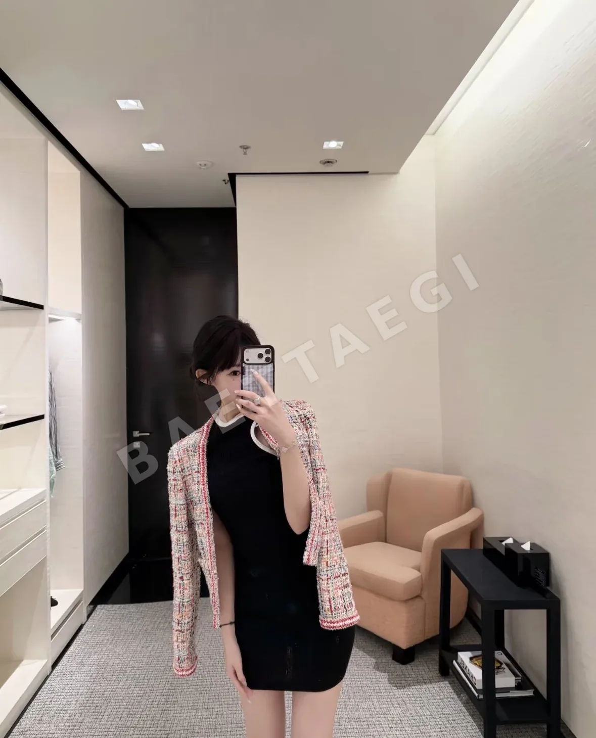샤넬 트위드 V넥 크롭 자켓 상세 이미지 8