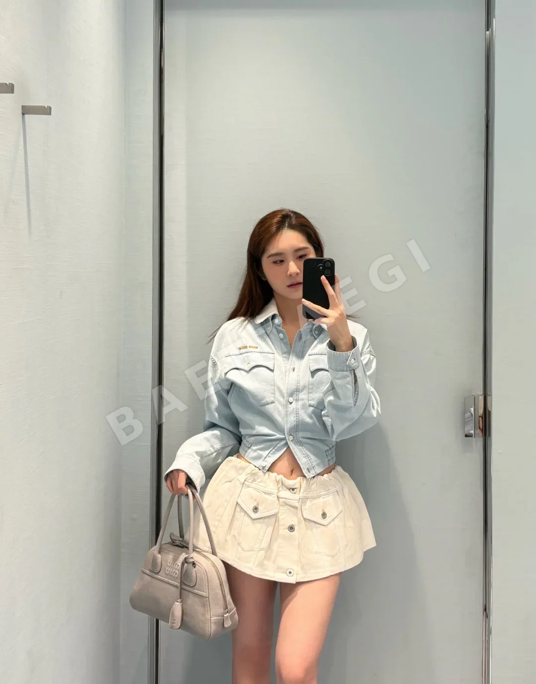 미우미우 탈부착 레이스 카라 데님 자켓 상세 이미지 8