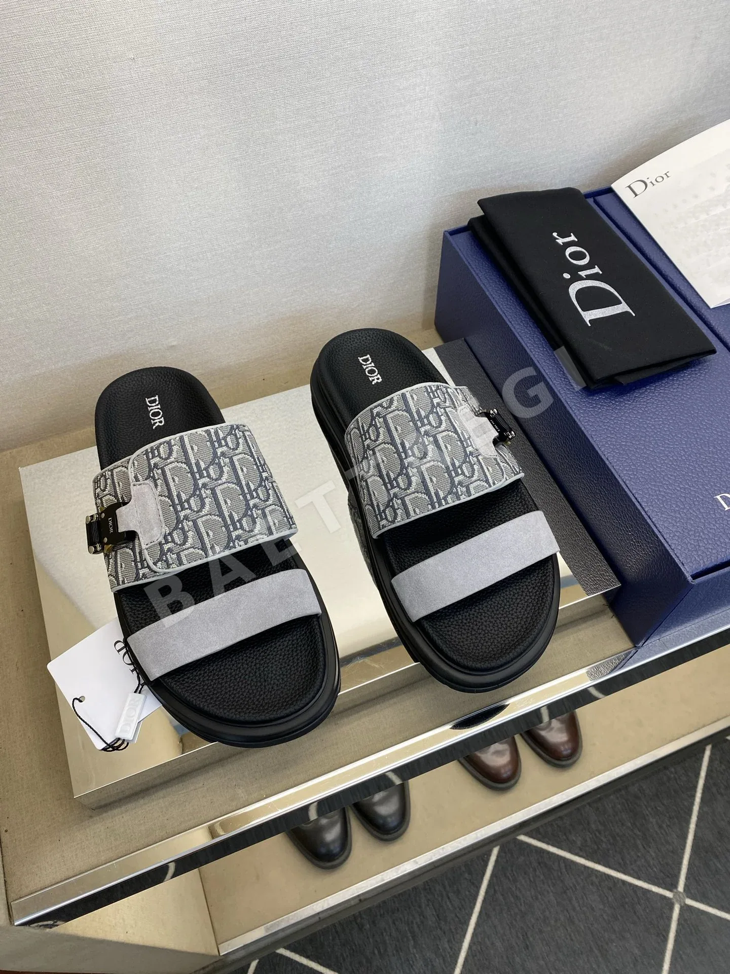 디올 남성 슬리퍼 134570