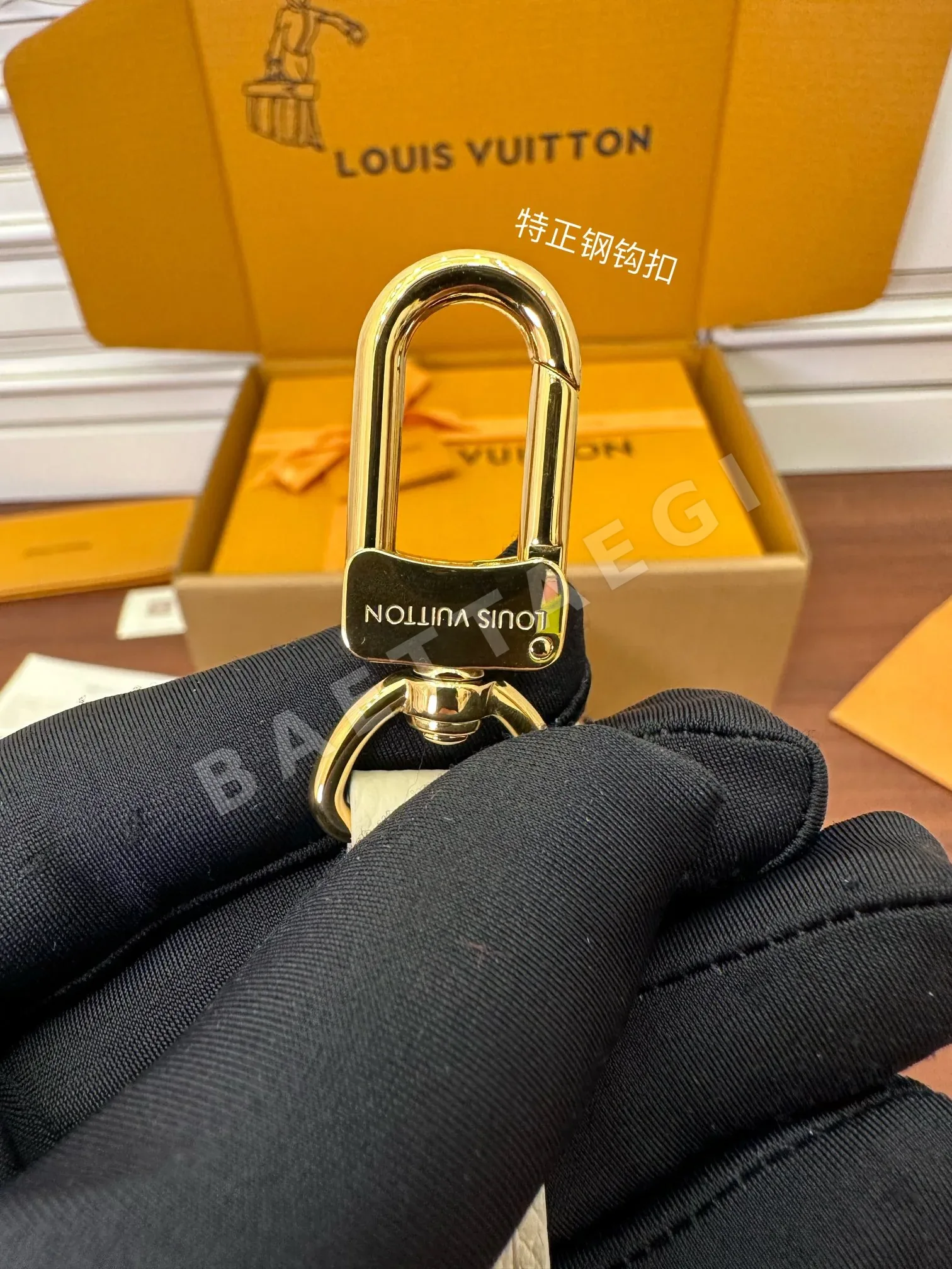 루이비통 M46393 가방 상세 이미지 5