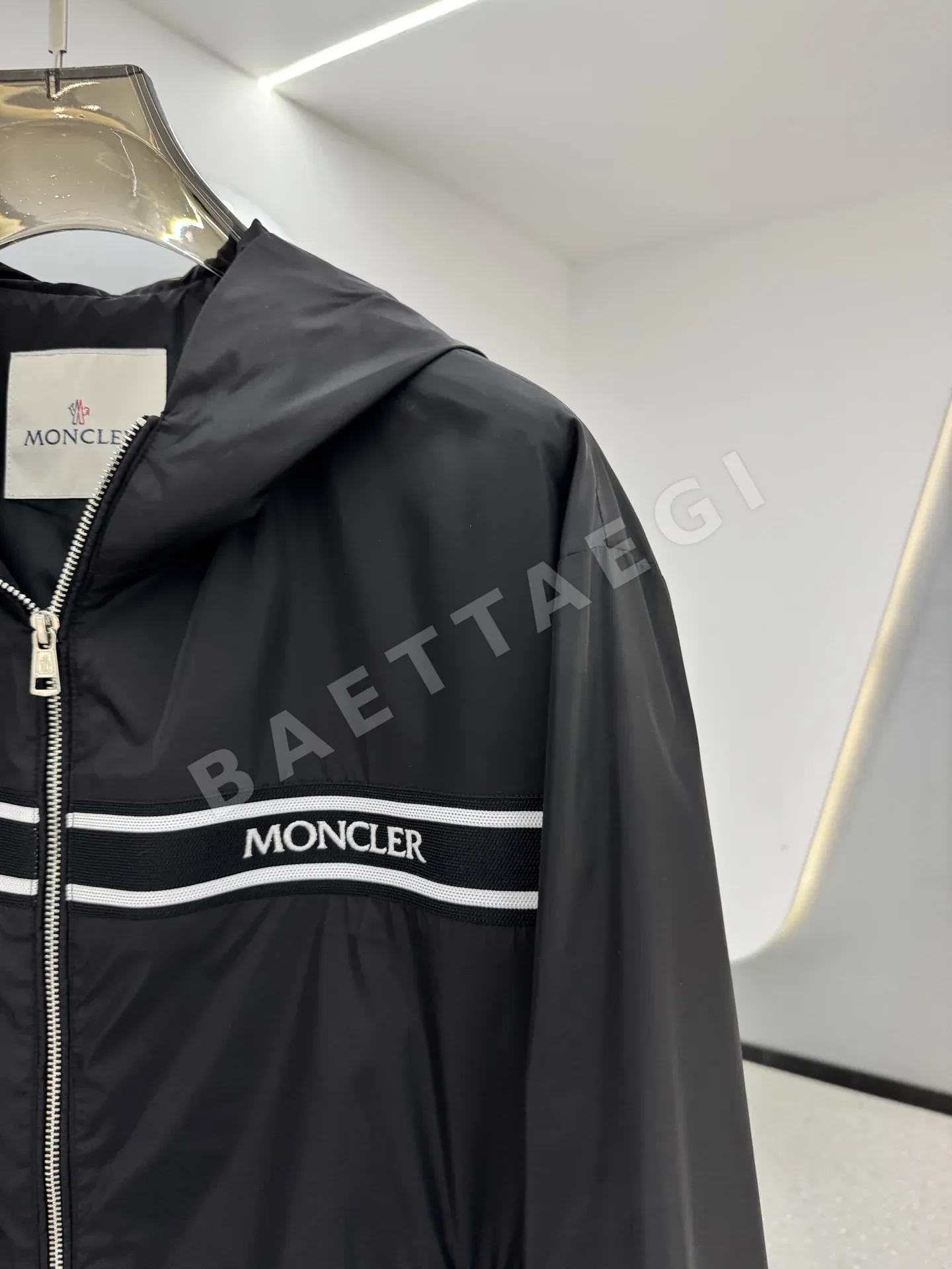 몽클레르 남성 아웃도어 자켓 상세 이미지 5