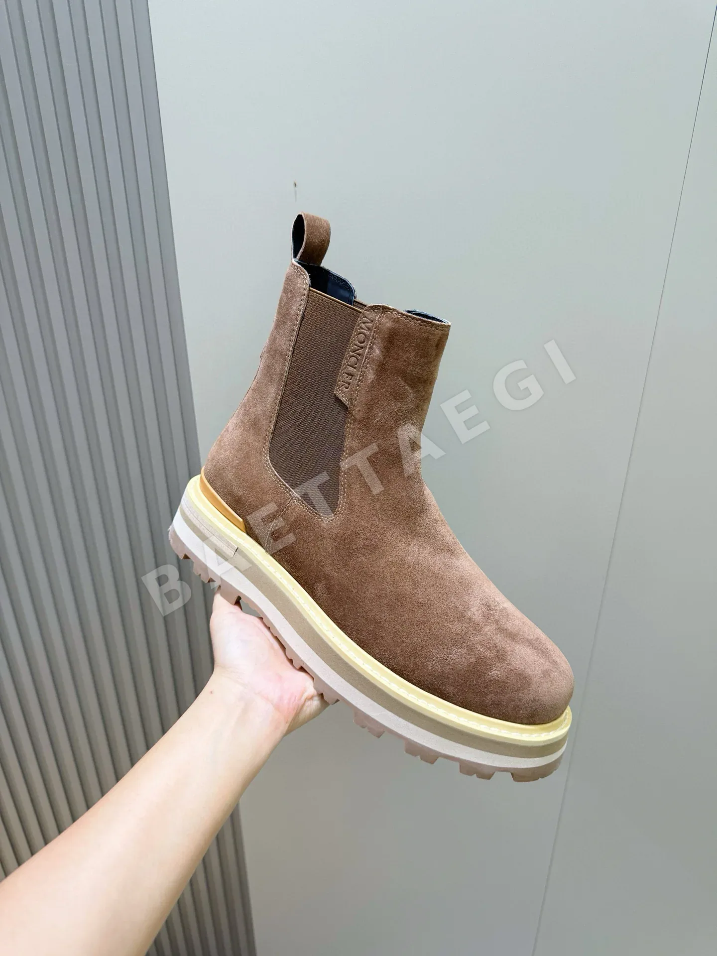 몽클레르 부츠 남성 가죽 하이컷 스타일 상세 이미지 5