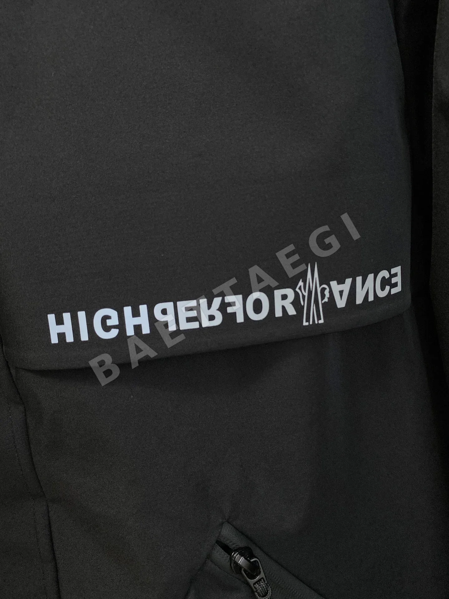 몽클레르 그레노블 남성 다운 패딩 재킷 상세 이미지 4