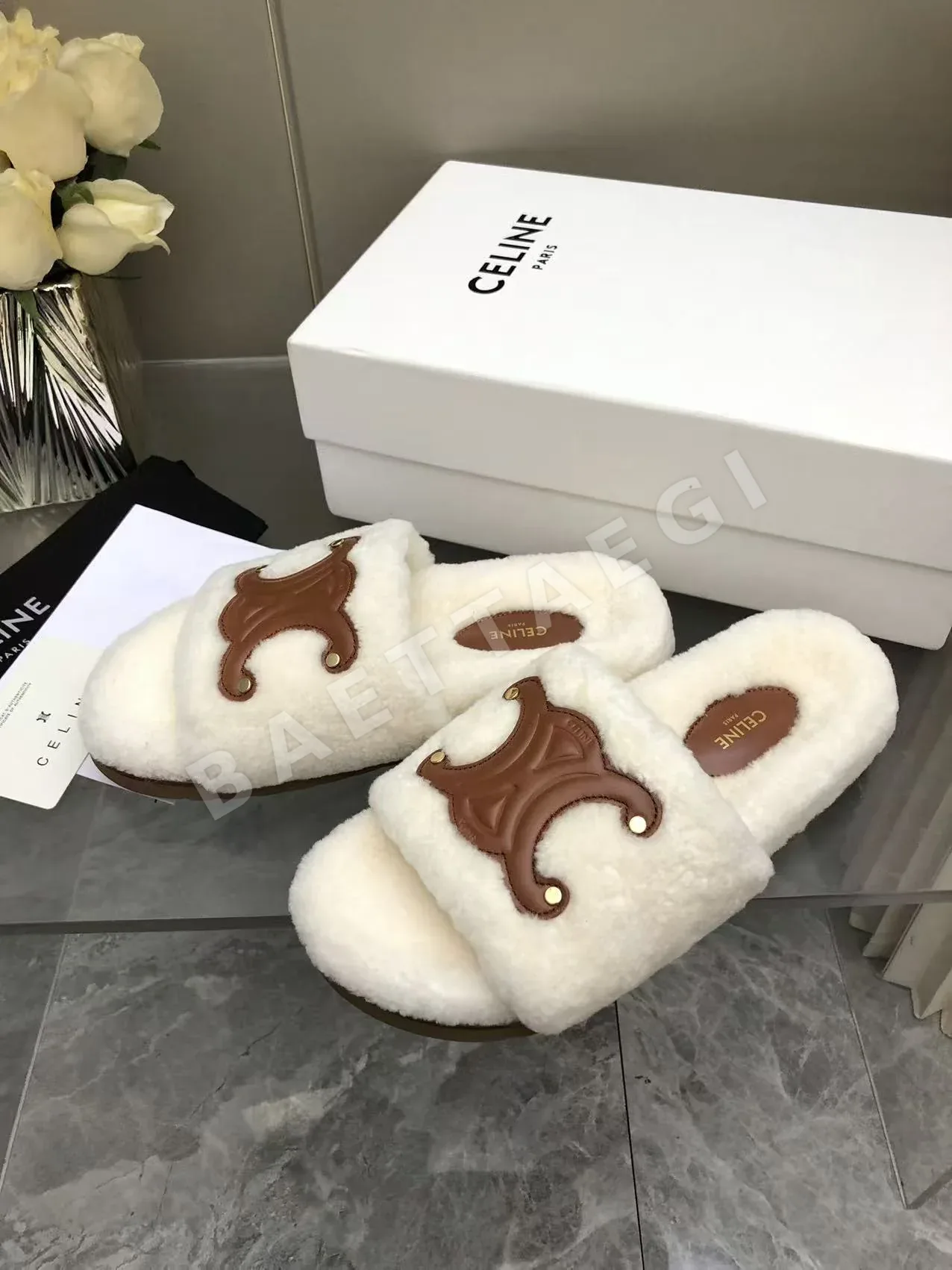 셀린느 개선문 로고 울 슬리퍼 상세 이미지 4