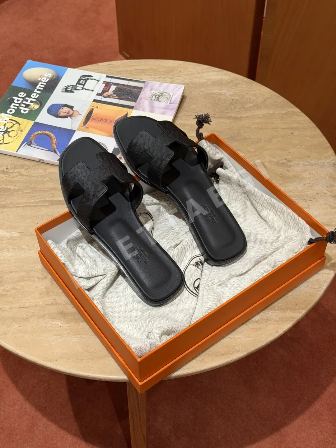 에르메스 오란 샌들 블랙 가죽 H 컷아웃 상세 이미지 6