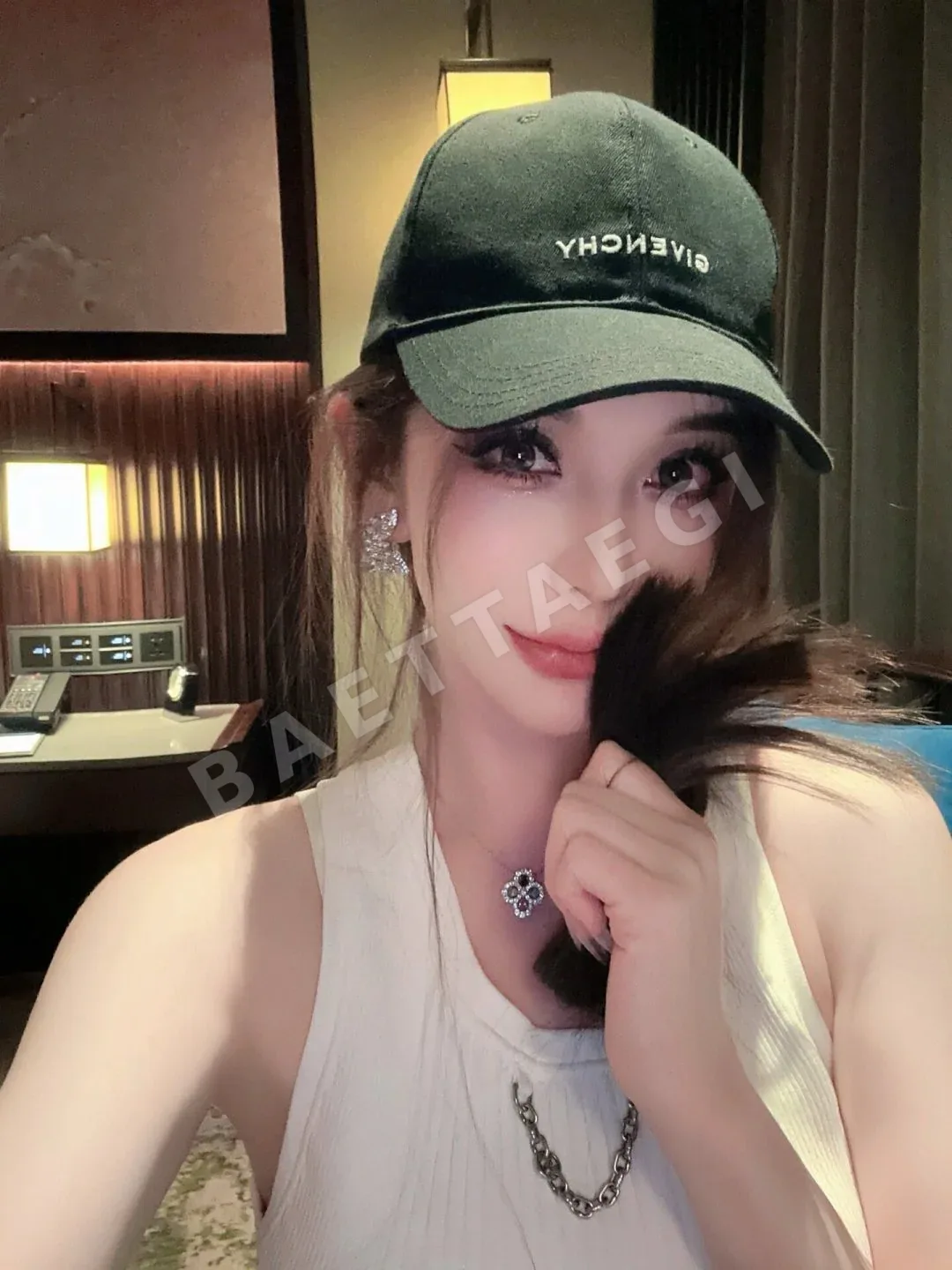 해리윈스턴 루프 다이아몬드 목걸이 상세 이미지 2