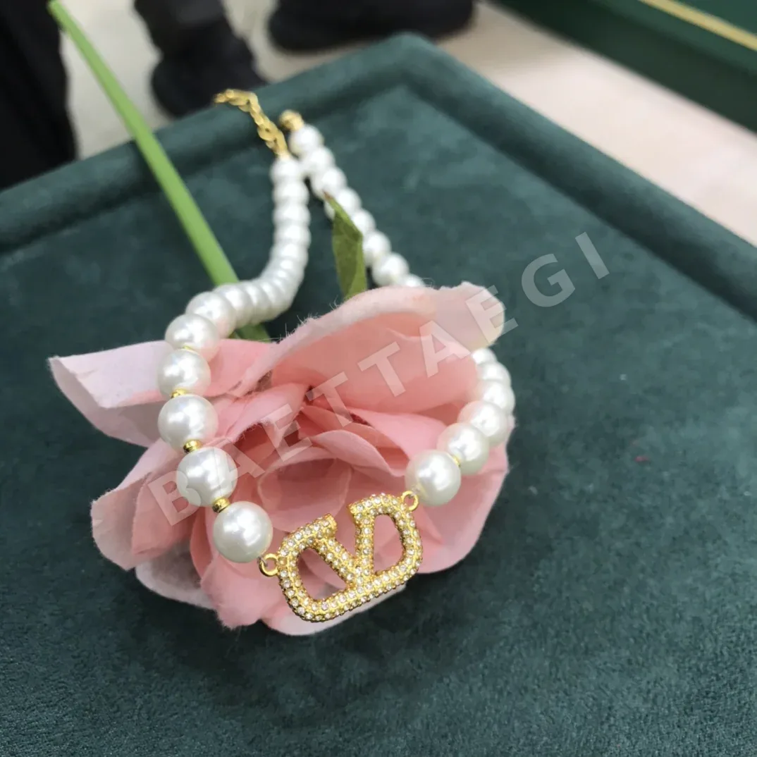 발렌티노 진주 라인스톤 목걸이 상세 이미지 6