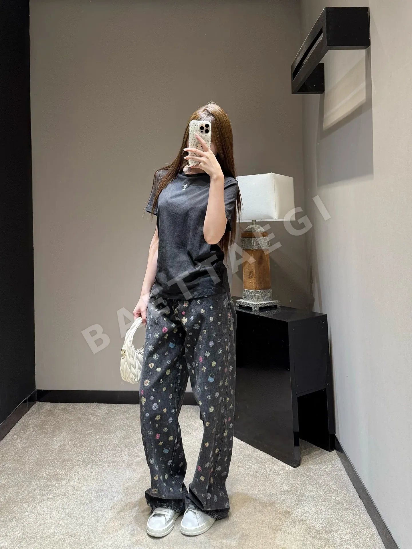 디올 CD 자수 크루넥 반팔 티셔츠 상세 이미지 4