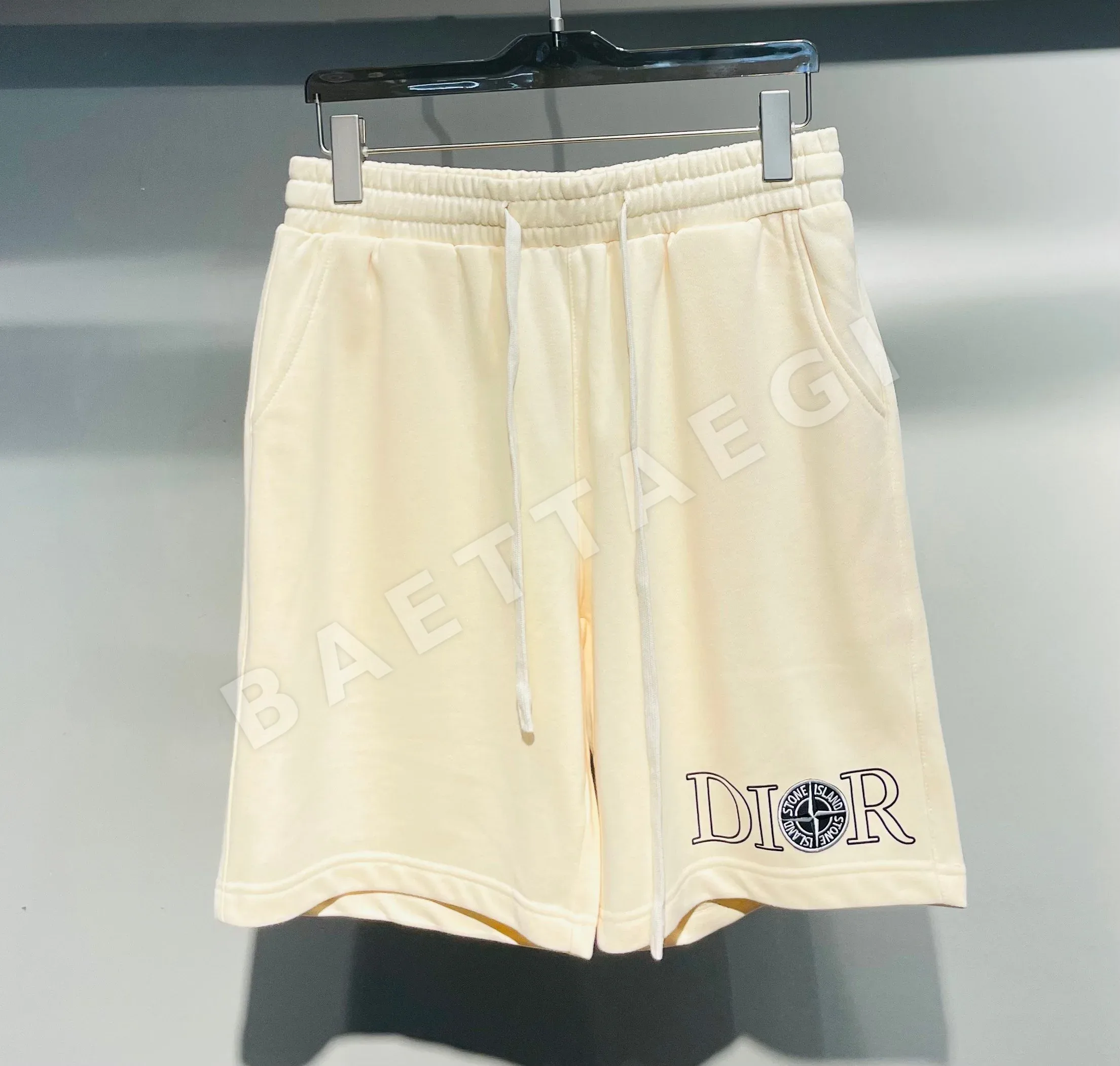 스톤아일랜드 남여공용 반바지 51376 Stone Island Shorts