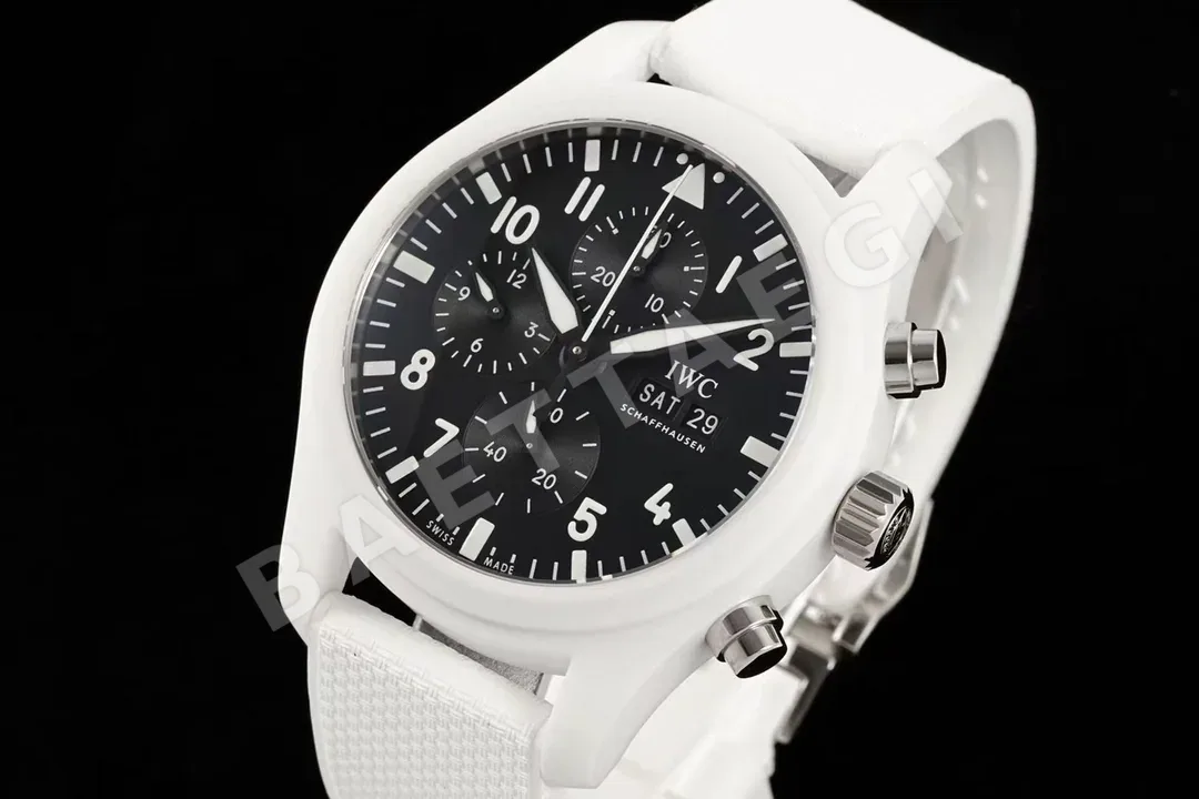 IWC 파일럿 탑건 레이크 타호 화이트 세라믹 시계 상세 이미지 3
