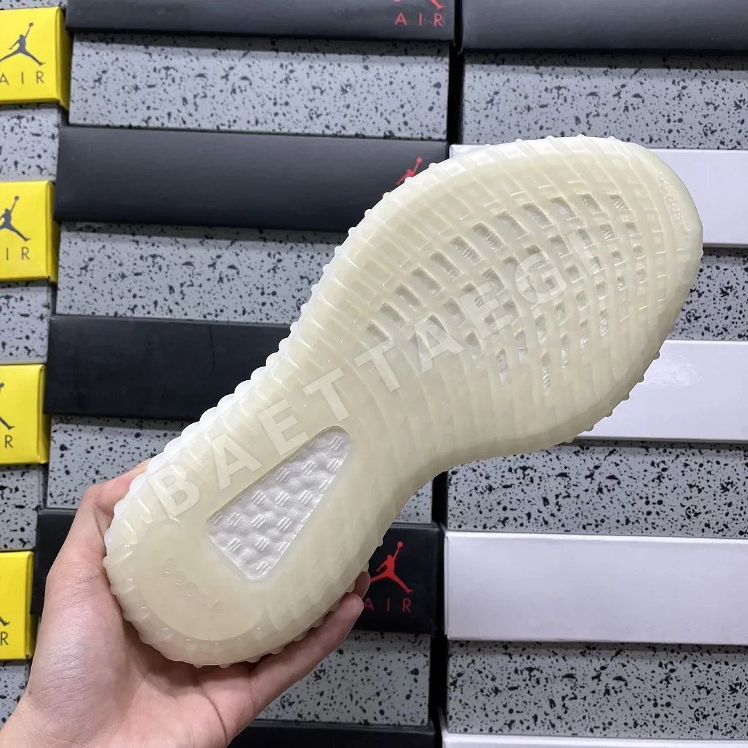 아디다스 [XQ] 이지 부스트 350 V2 FW3043 200783 Adidas Yeezy Boost 350 V2 Cloud White 상세 이미지 5