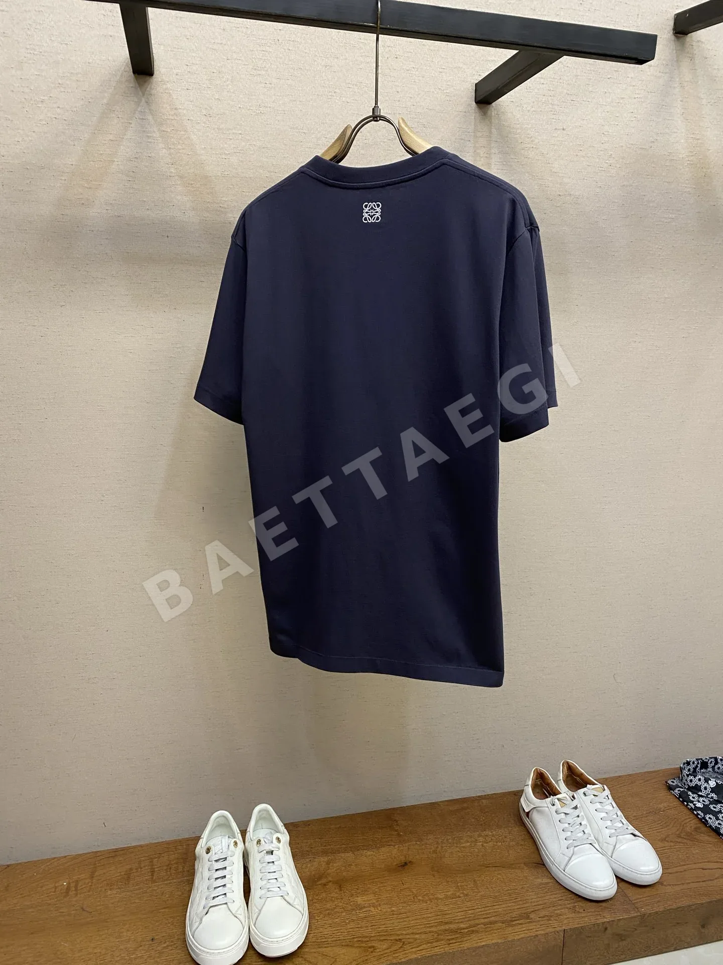 로에베 아나그램 자수 코튼 반팔 티셔츠 상세 이미지 2