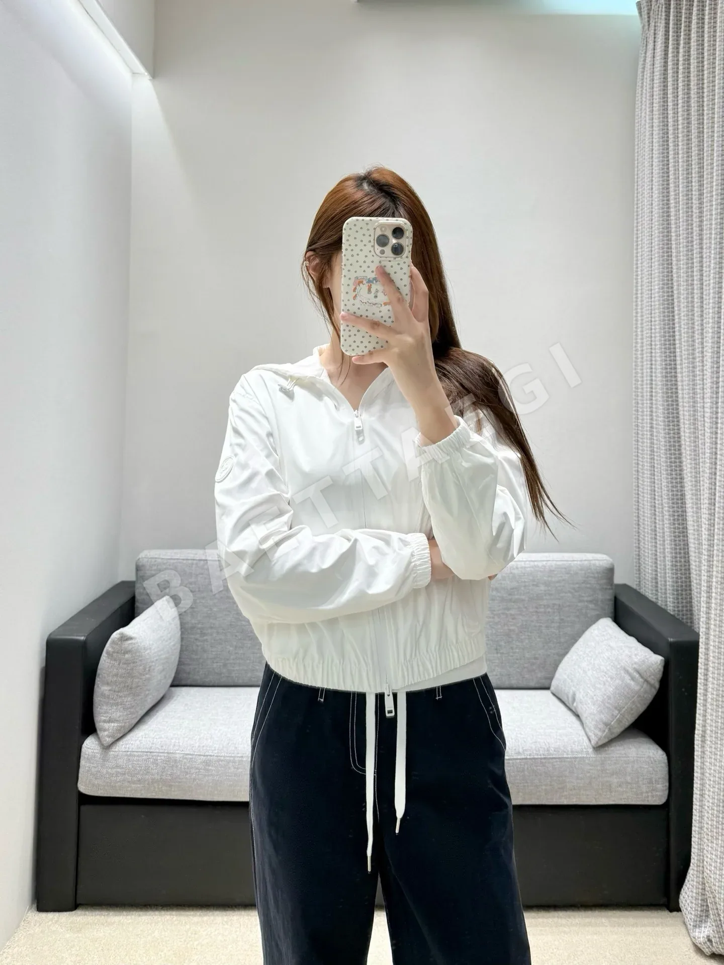버버리 선프로텍션 경량 나일론 자켓 상세 이미지 3