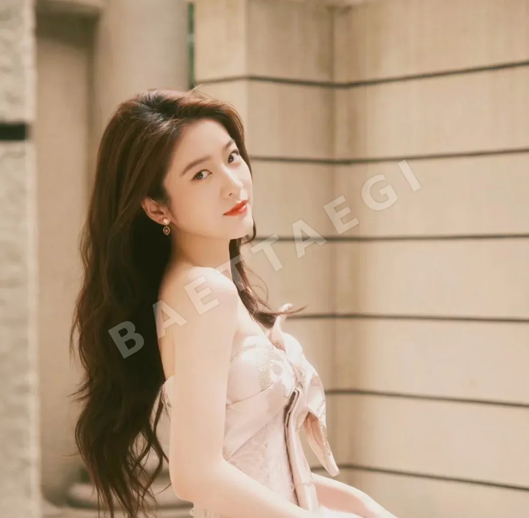 부쉐론 티어드롭 로즈 가넷 반지 상세 이미지 3
