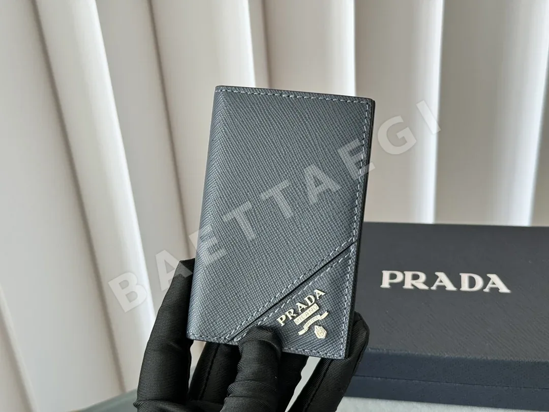 프라다 로얄 블루 지갑 상세 이미지 2