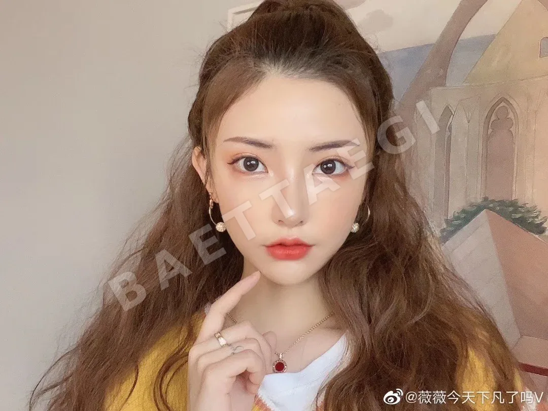 불가리 블랙&화이트 리버시블 목걸이 상세 이미지 3