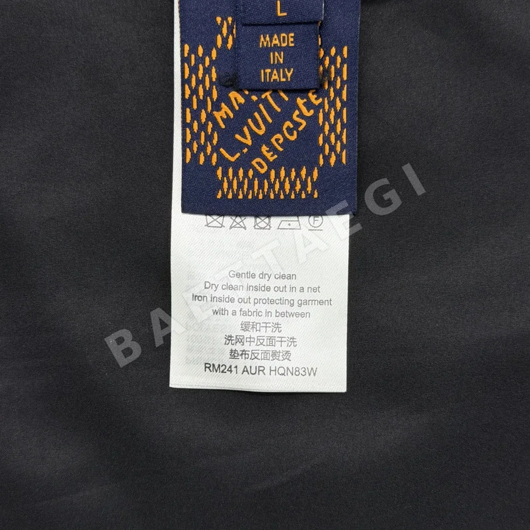루이비통 모노그램 엠보싱 워크 자켓 상세 이미지 9