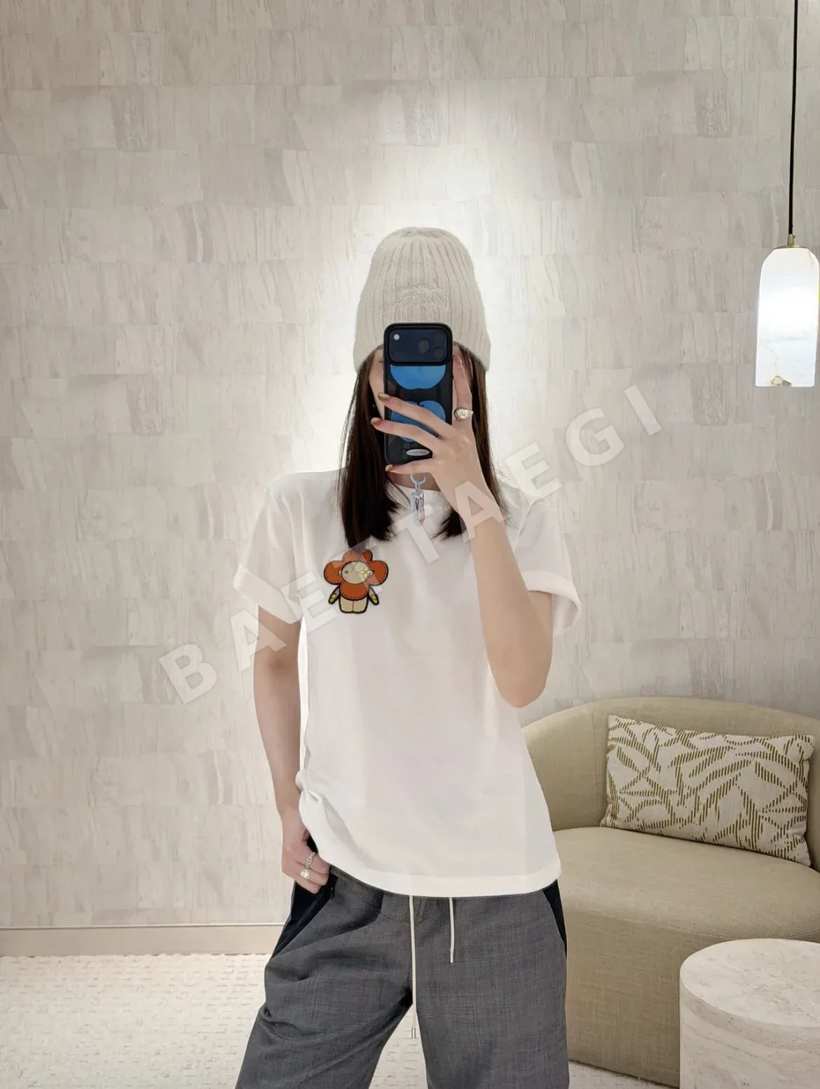 루이비통 칫솔 자수 크루넥 반팔 티셔츠 상세 이미지 9