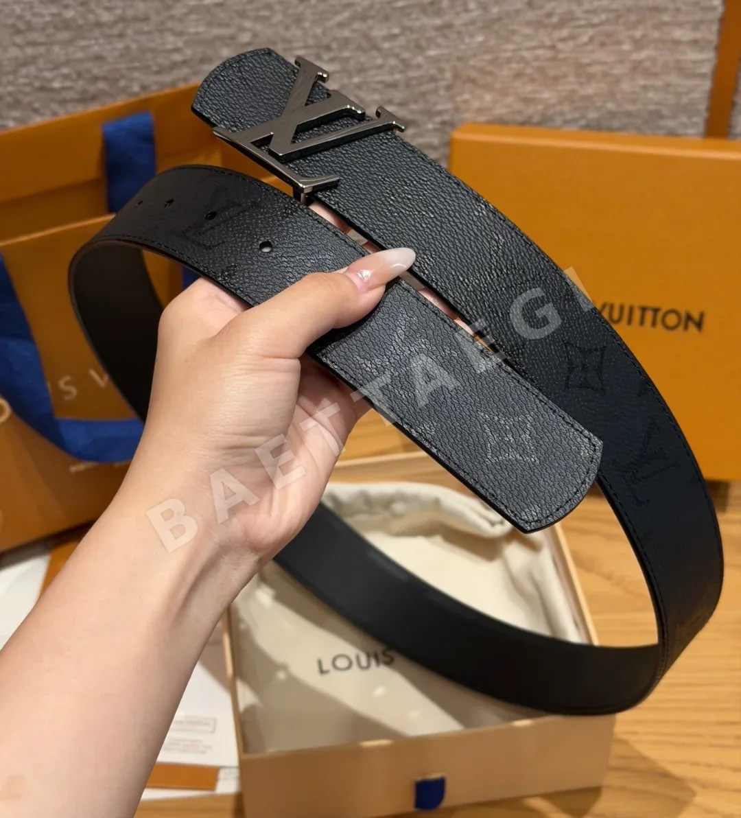 루이비통 디멘션 40mm 리버시블 벨트 상세 이미지 4