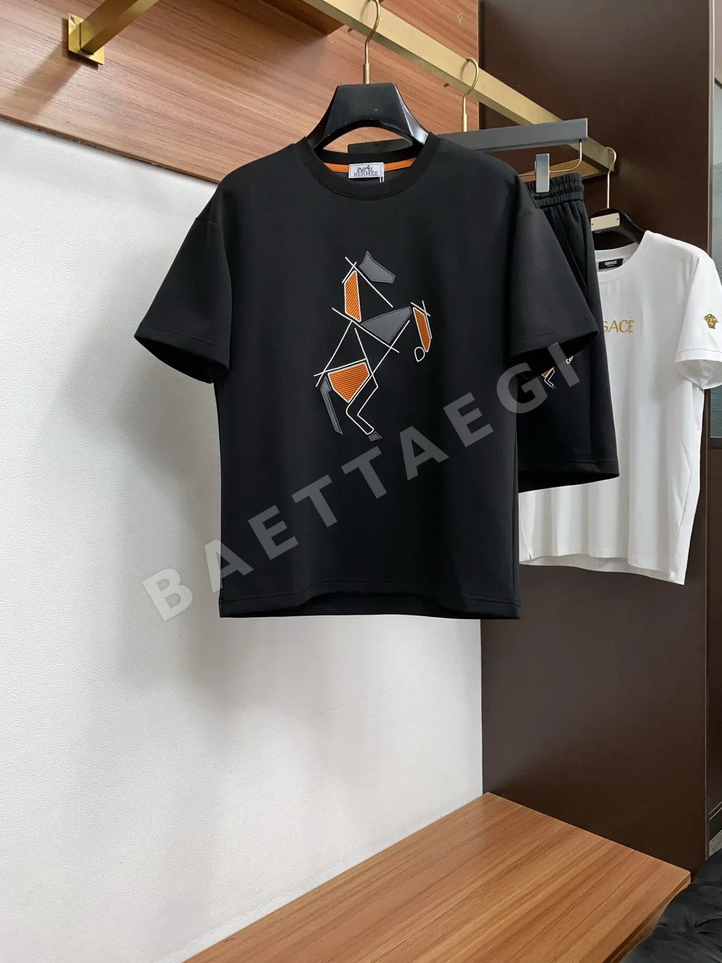 에르메스 자수 디자인 남성 반팔 티셔츠 세트 156495