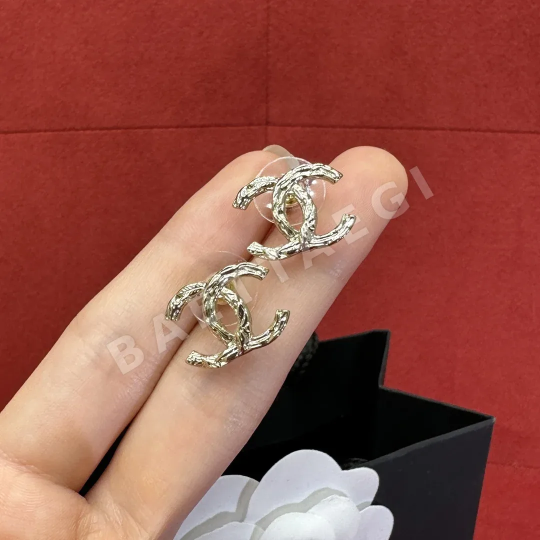 샤넬 더블 C 케이블 패턴 귀걸이 178099