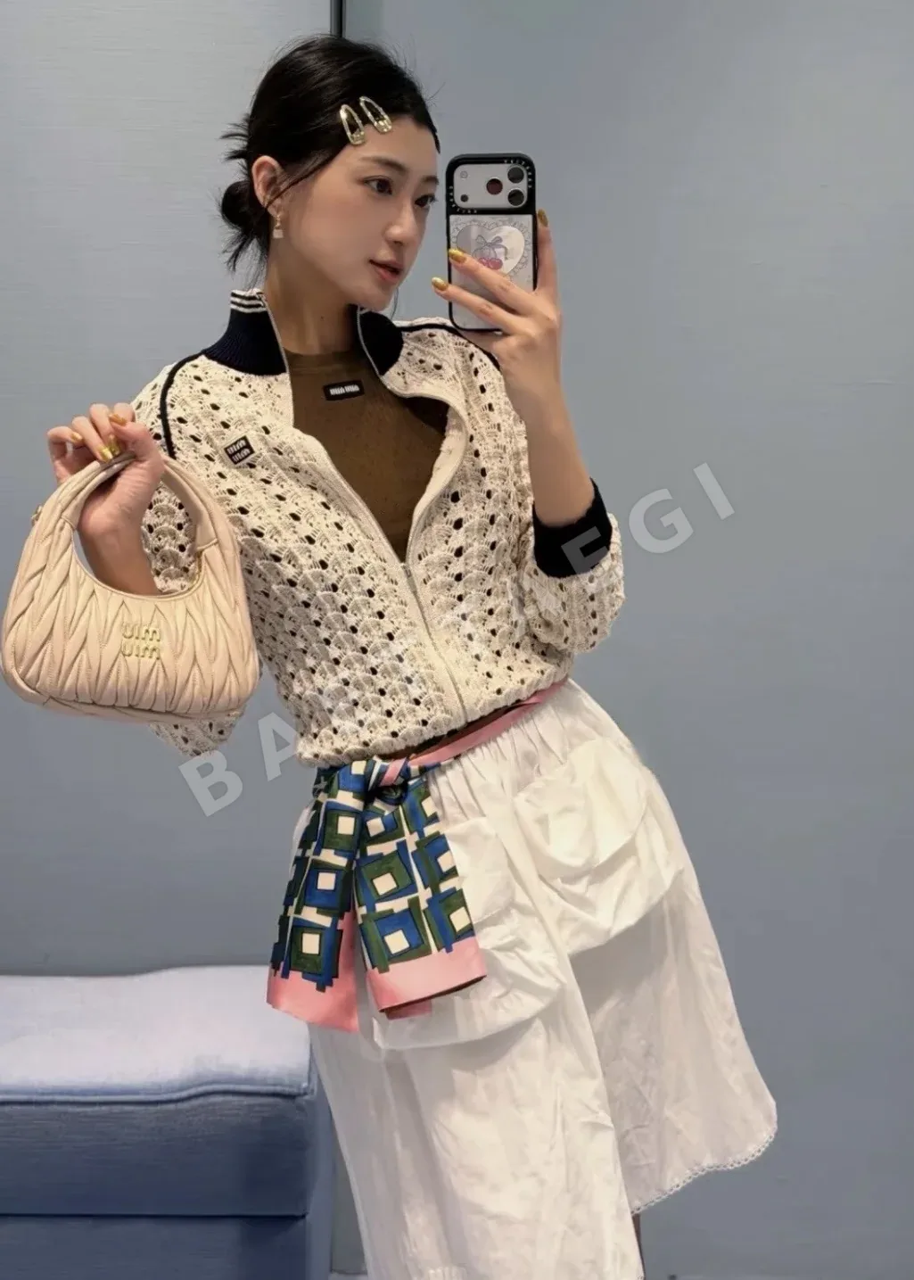 미우미우 오프 화이트 메시 지퍼 가디건 상세 이미지 9