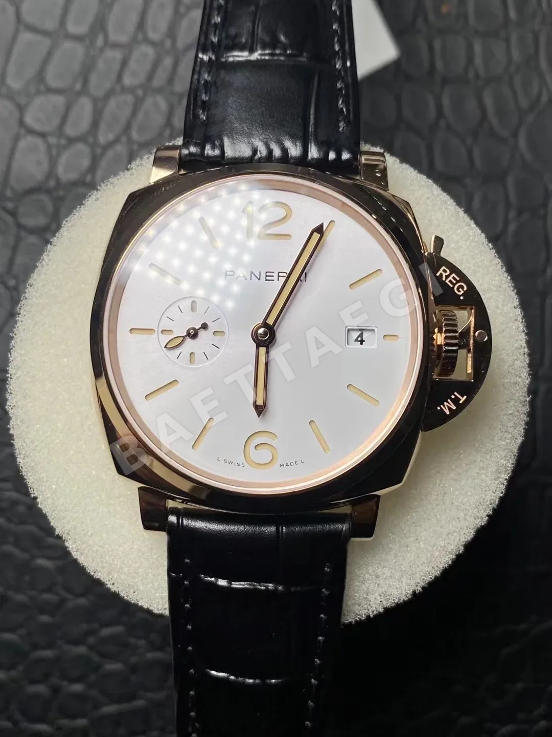 파네라이 PAM1336 시계