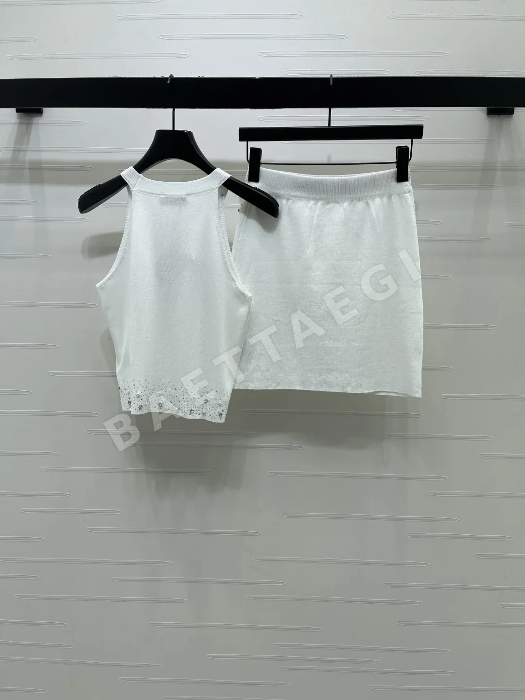 미우미우 니트 베스트 미니스커트 세트 상세 이미지 8
