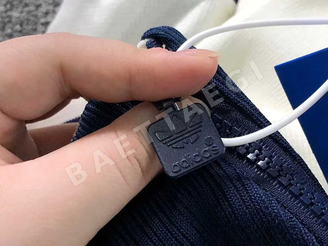 아디다스 여성 후드티 바지 세트 202897 Adidas Hoodie Set 상세 이미지 14