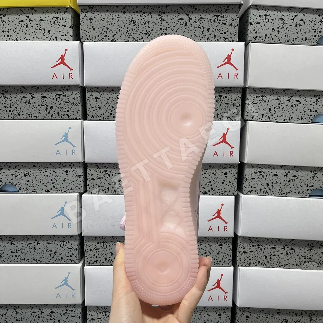 나이키 [MAX] 에어 포스 1 로우 핑크 CZ8065-600 201209 Nike Air Force 1 Low Drake NOCTA 상세 이미지 4