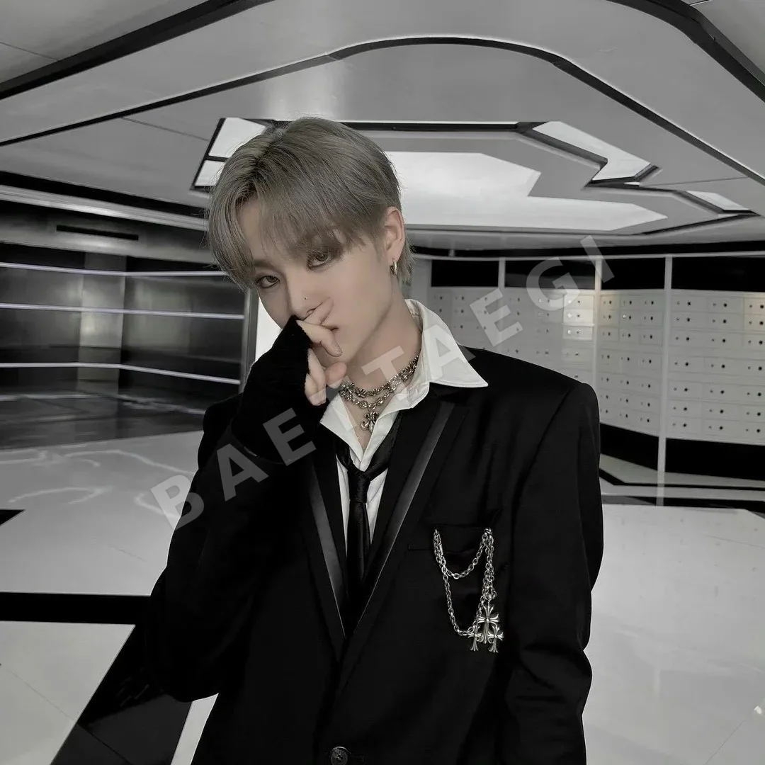 크롬하츠 925 실버 스카웃 플라워 라운드 목걸이 상세 이미지 9