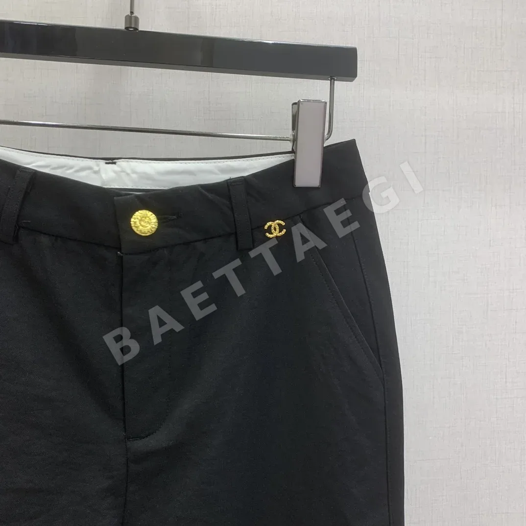 샤넬 더블 C 금장 플레어 여성 바지 상세 이미지 3